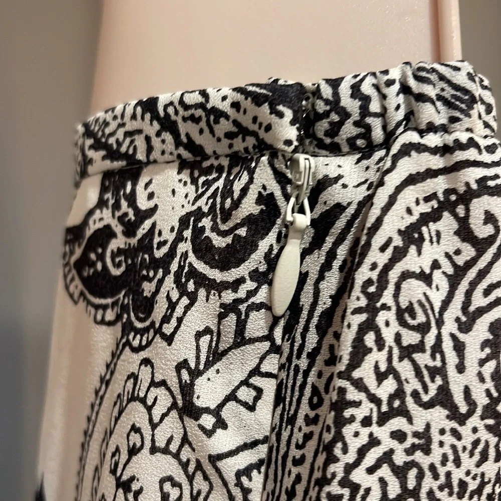 NWT Ellen Tracy Full Skirt 24